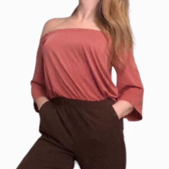 Off Shoulder Bell Sleeve Top - Picture 5 of 8